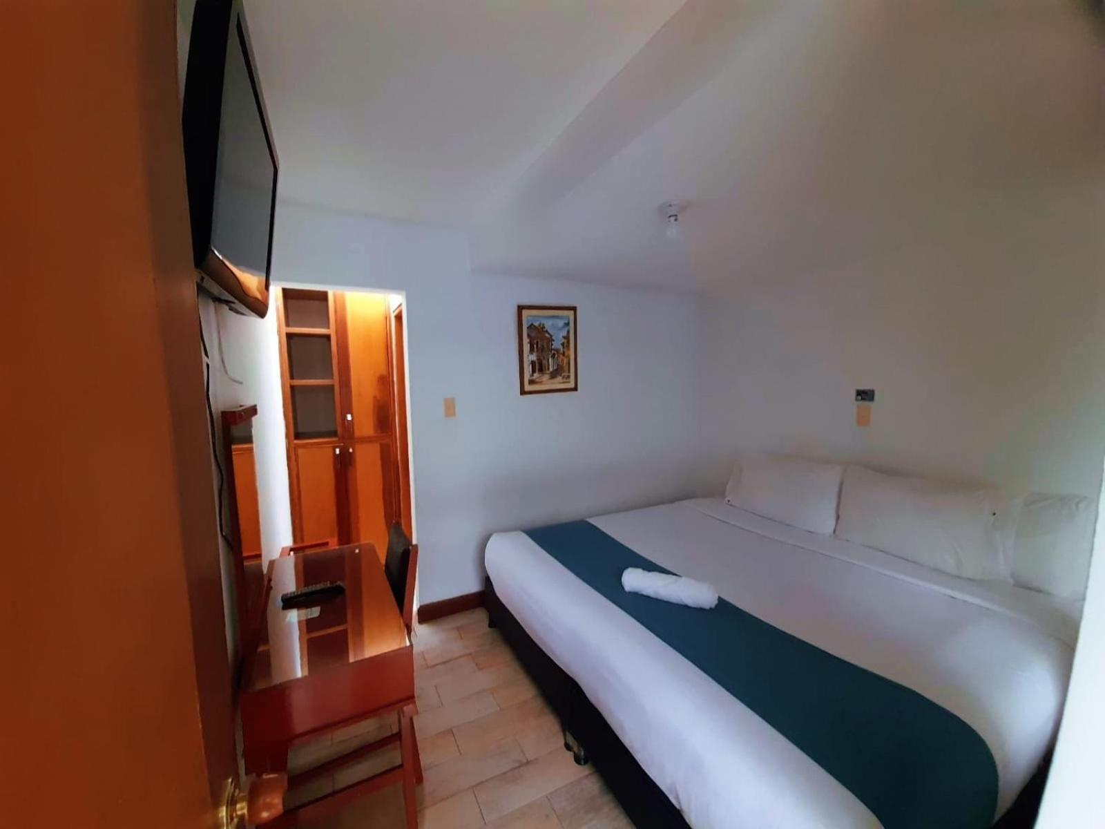 Hotel El Cid Plaza Premium Tunja Ngoại thất bức ảnh